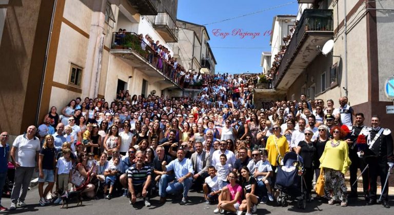 Rignanesi nel mondo per la foto di San Rocco 2019. Scatto di Enzo Pazienza.