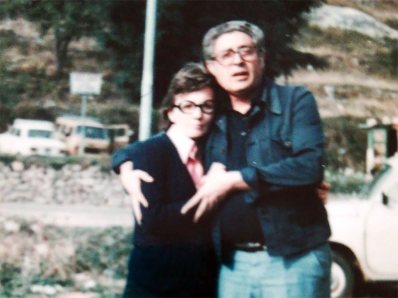 Mirella con il marito in una vecchia foto d'archivio.