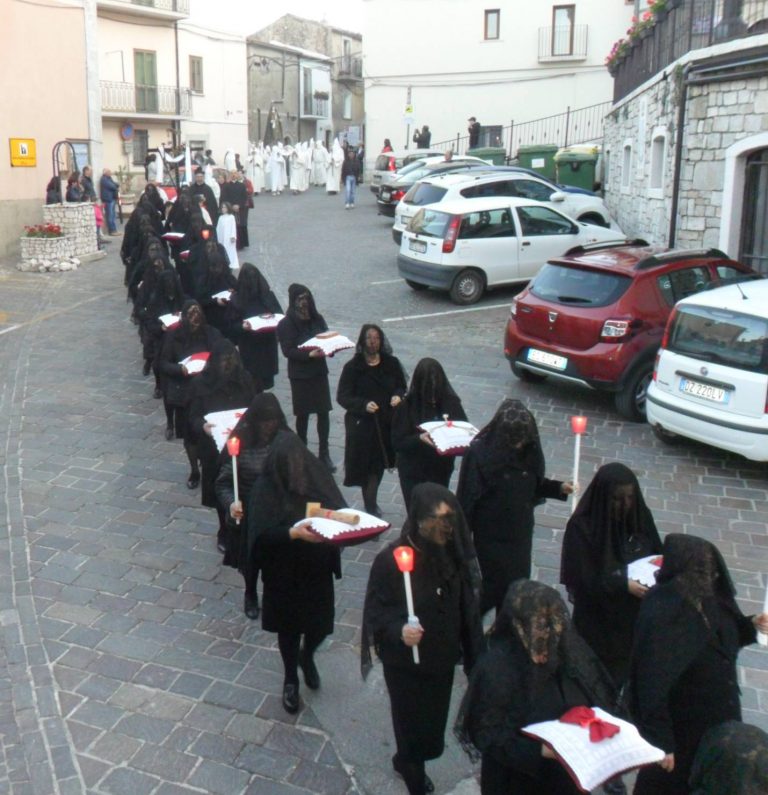 images_VenerdSanto2017PieDonnePalazzo