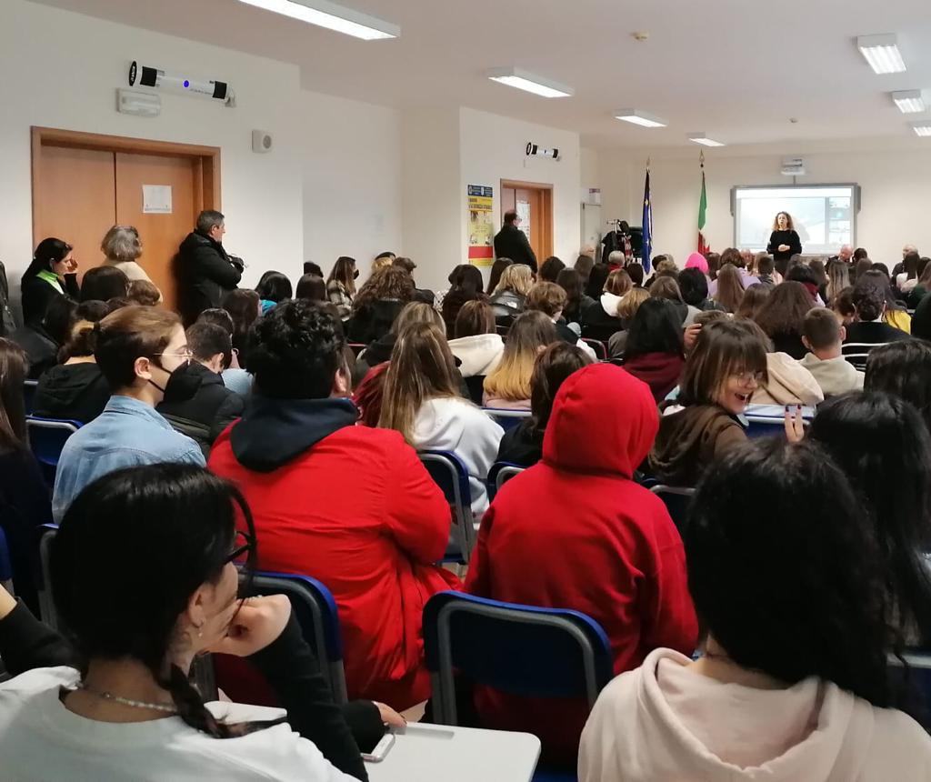 FrancescaStillaScuolaManfredoniaFotoOk