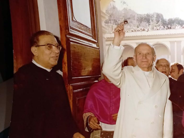 DonBrunoPapaGiovanniPaoloII