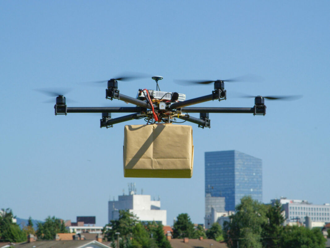 droni-drone-consegne-1-scaled-e1616493951241